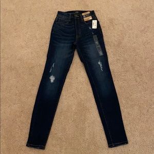 AERO Super High Rise Ankle Jegging